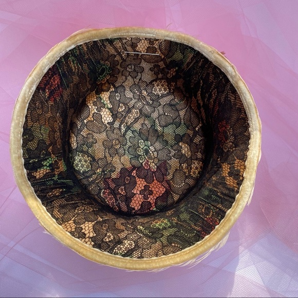 Vintage Feather Cloche Bucket Hat - Picture 8 of 9